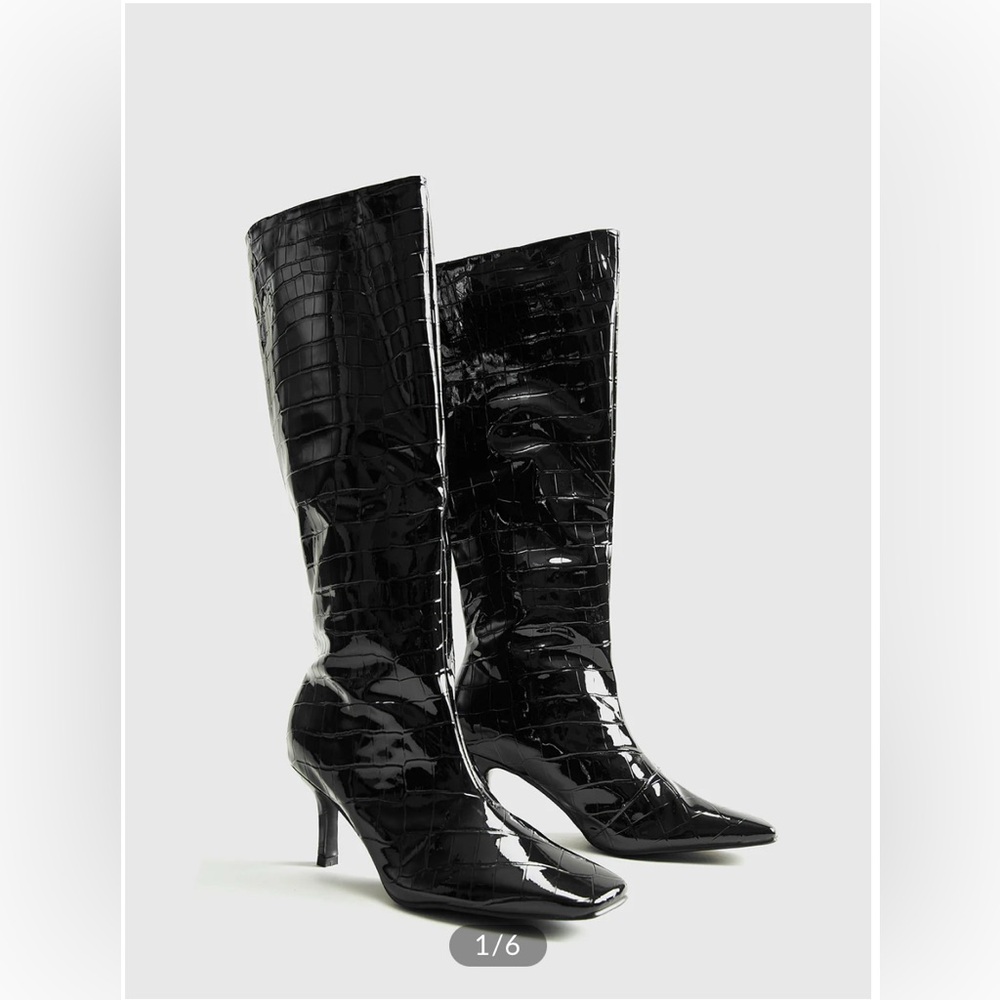 Commense Crocodile faux patent High Knee Boots Size 38 7.5US. NEW